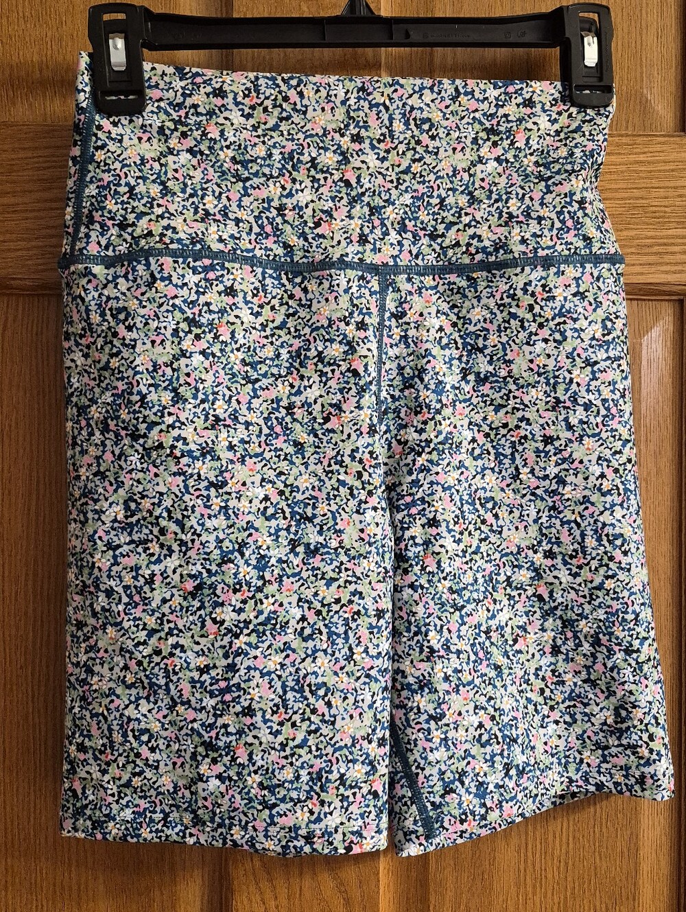 Floral Print Women’s Active Bike  Shorts - Navy Multi High Rise